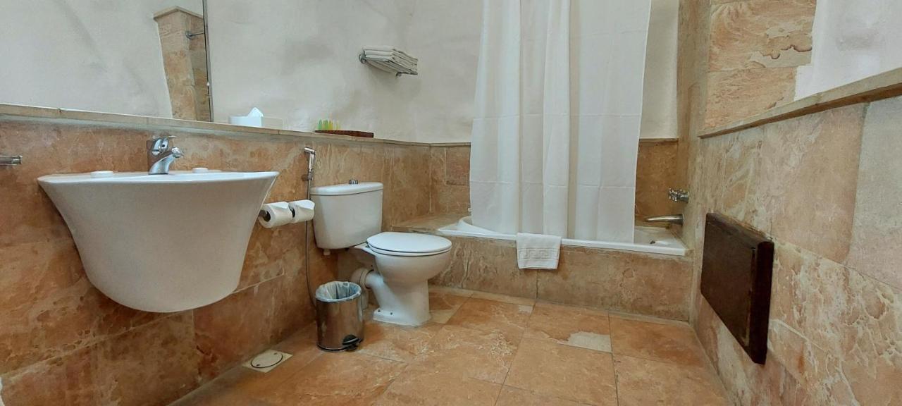 Hayat Zaman Hotel And Resort Petra 와디무사 외부 사진