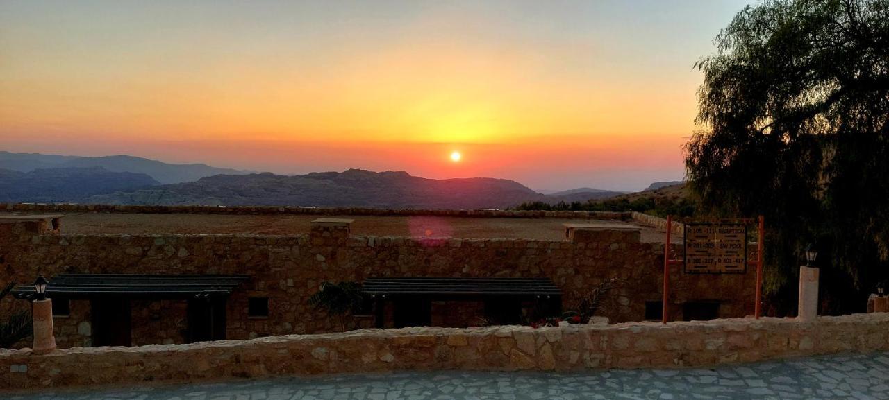 Hayat Zaman Hotel And Resort Petra 와디무사 외부 사진