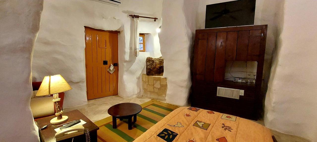 Hayat Zaman Hotel And Resort Petra 와디무사 외부 사진